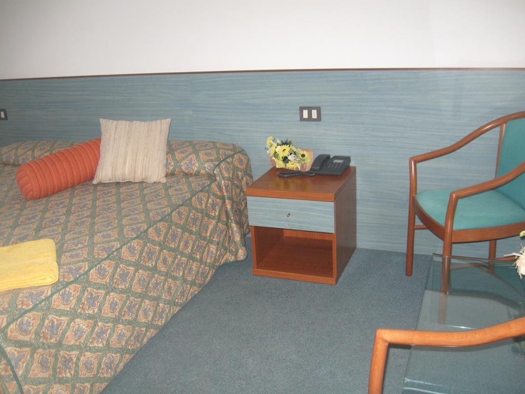 Albergo Del Turista Vernasca Værelse billede